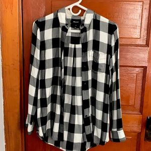 Madewell XS women’s slim button up top